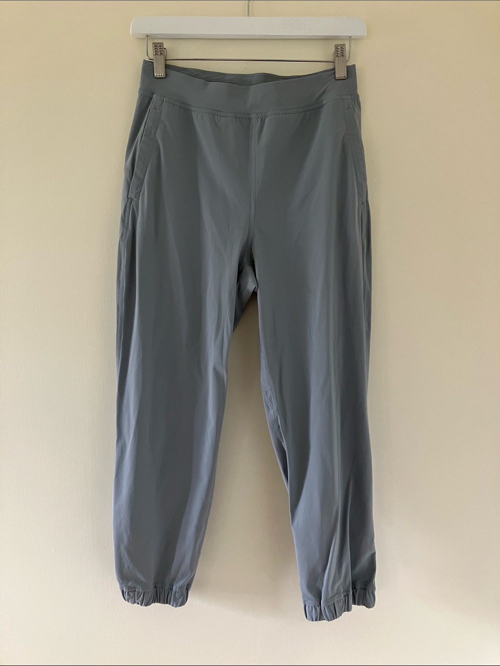 lululemon athletica Gray womens Jogger Pants